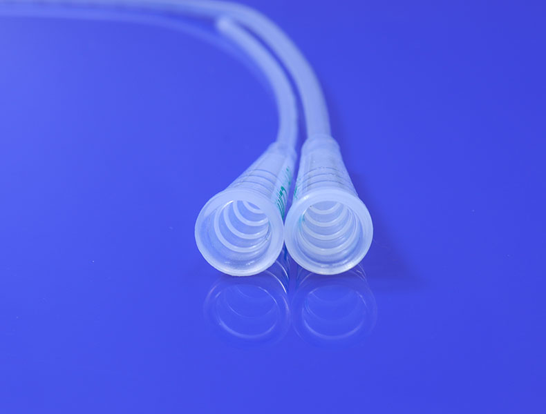 昏迷患者怎么使用一次性導尿管？（中）